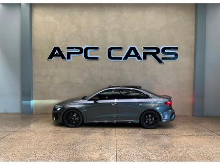 2025-Audi-RS3-Quattro-Auto_3