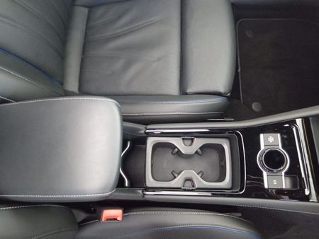 2026-Volkswagen-Tiguan-20TDI-R-Line-4Motion_13