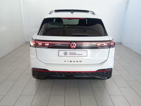 2026-Volkswagen-Tiguan-20TDI-R-Line-4Motion_4