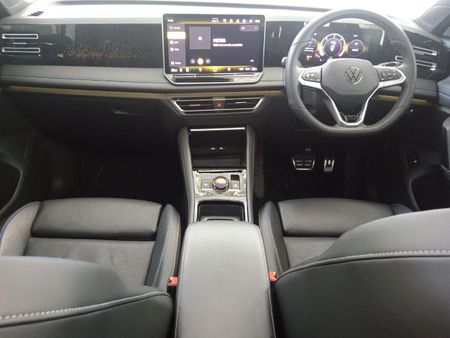 2026-Volkswagen-Tiguan-20TDI-R-Line-4Motion_6