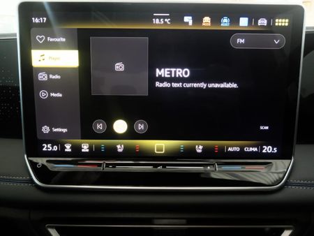 2026-Volkswagen-Tiguan-20TDI-R-Line-4Motion_7