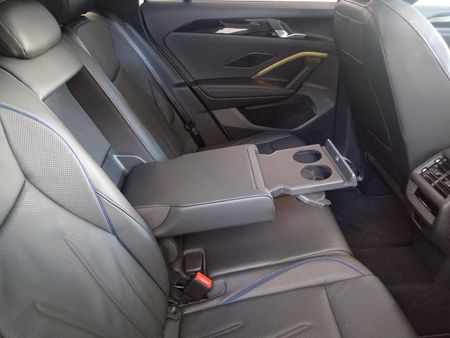 2026-Volkswagen-Tiguan-20TDI-R-Line-4Motion_8