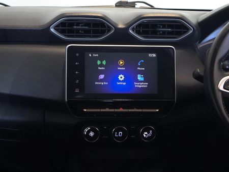 2023-Nissan-Magnite-10T-Acenta-Auto_17