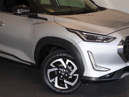 2023-Nissan-Magnite-10T-Acenta-Auto_5