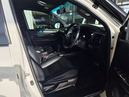 2019-Toyota-Hilux-28-GD-6-Raider-4x4-Auto-Double-Cab_18