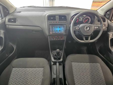 2026-Volkswagen-Polo-Vivo-14-Life_12