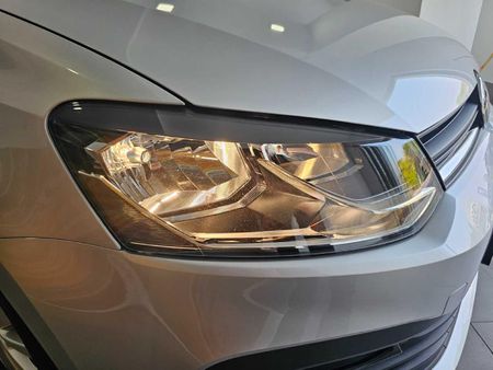 2026-Volkswagen-Polo-Vivo-14-Life_17