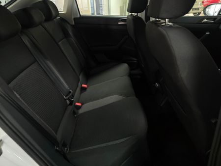 2026-Volkswagen-Taigo-10-TSI-Life-Auto_5