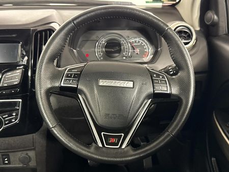 2021-Haval-H1-15-VVT_13