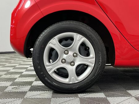 2019-Kia-Picanto-12-Street_15