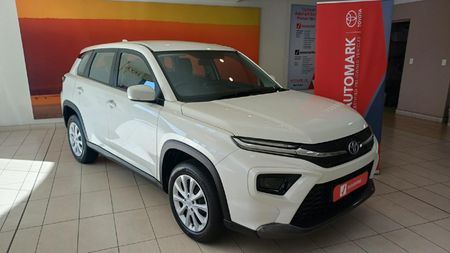2025-Toyota-Urban-Cruiser-15-XS_1