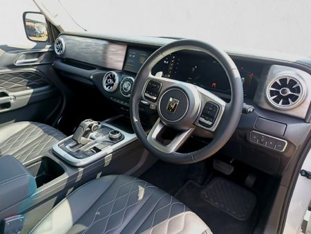 2025-GWM-Tank-300-24TD-Luxury-Auto_13