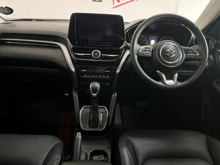 2023-Suzuki-Grand-Vitara-15-GLX-Auto_5
