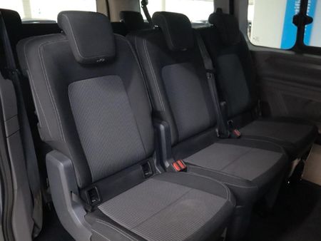 2026-Volkswagen-Transporter-Crew-Bus-20TDI-LWB-81kw-8-Seat_16