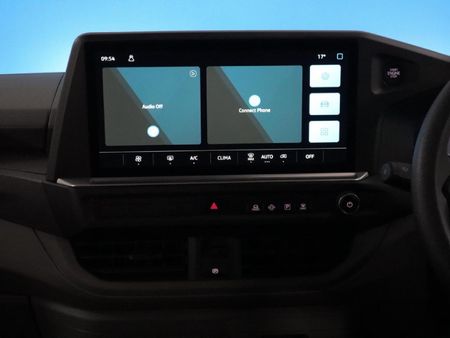 2026-Volkswagen-Transporter-Crew-Bus-20TDI-LWB-81kw-8-Seat_19