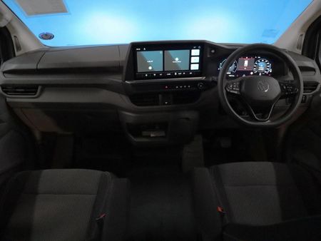 2026-Volkswagen-Transporter-Crew-Bus-20TDI-LWB-81kw-8-Seat_20