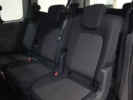2026-Volkswagen-Transporter-Crew-Bus-20TDI-LWB-81kw-8-Seat_21