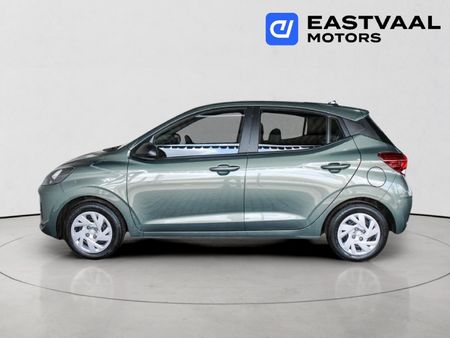 2025-Hyundai-Grand-i10-10-Motion_3