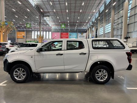 2023-Isuzu-D-Max-19-DDI-HR-L-Double-Cab_5