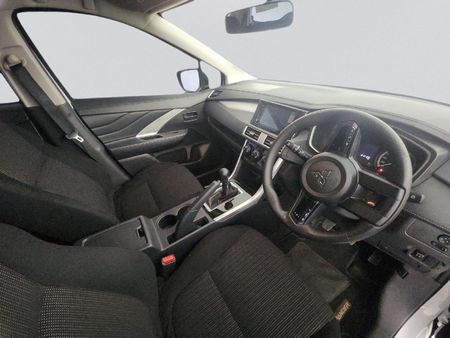 2026-Mitsubishi-Xpander-15_6