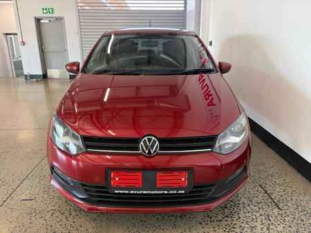 2024-Volkswagen-Polo-Vivo-14-Comfortline-5-dr_3