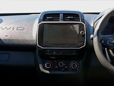2024-Renault-Kwid-10-Climber-Auto_19