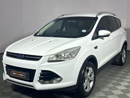 2015-Ford-Kuga-15-EcoBoost-Ambiente_0