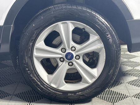 2015-Ford-Kuga-15-EcoBoost-Ambiente_17