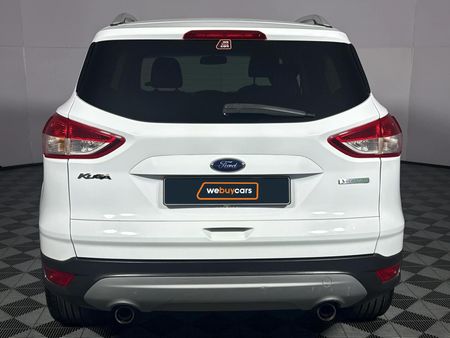 2015-Ford-Kuga-15-EcoBoost-Ambiente_4
