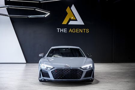 2024-Audi-R8-52-V10-quattro-Auto_1