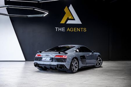 2024-Audi-R8-52-V10-quattro-Auto_5