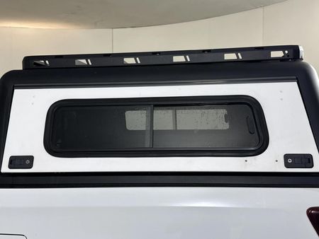 2023-Isuzu-D-Max-19-DDI-HR-LS-Auto-Double-Cab_14