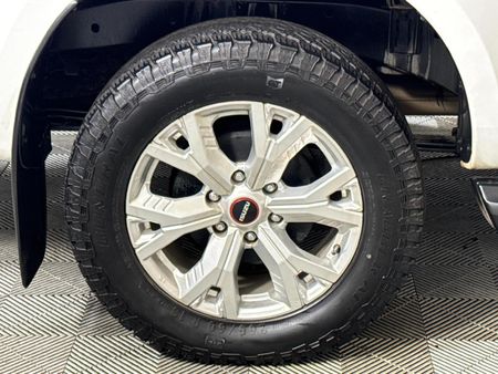2023-Isuzu-D-Max-19-DDI-HR-LS-Auto-Double-Cab_18