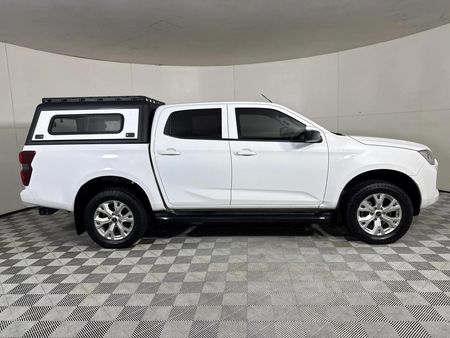 2023-Isuzu-D-Max-19-DDI-HR-LS-Auto-Double-Cab_3