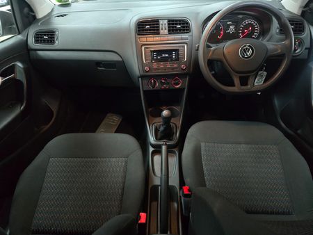 2023-Volkswagen-Polo-Vivo-14-Trendline-5-dr_9