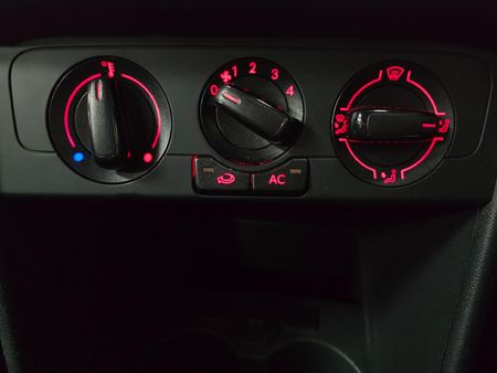 2023-Volkswagen-Polo-Vivo-14-Trendline-5-dr_12
