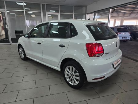 2023-Volkswagen-Polo-Vivo-14-Trendline-5-dr_4