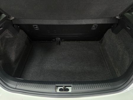 2023-Volkswagen-Polo-Vivo-14-Trendline-5-dr_5