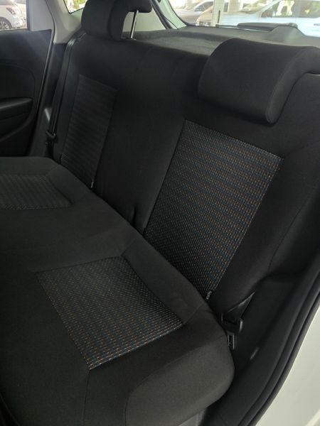 2023-Volkswagen-Polo-Vivo-14-Trendline-5-dr_6