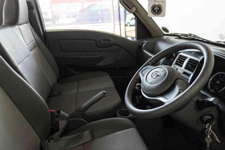 2026-Hyundai-H100-Bakkie-26D-Dropside_14