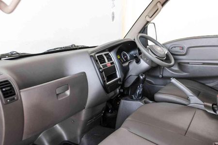 2026-Hyundai-H100-Bakkie-26D-Dropside_15