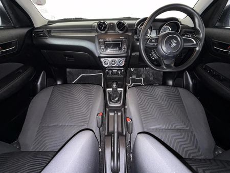 2024-Suzuki-Swift-12-GL_6