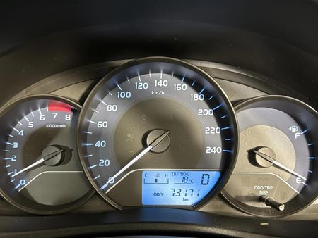 2023-Toyota-Corolla-Quest-18-Auto_7