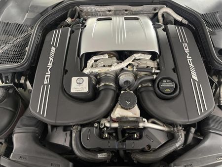 2017-Mercedes-AMG-C-Class-C63-AMG-S_13