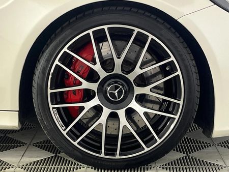 2017-Mercedes-AMG-C-Class-C63-AMG-S_16