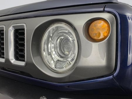 2025-Suzuki-Jimny-15-GLX_2
