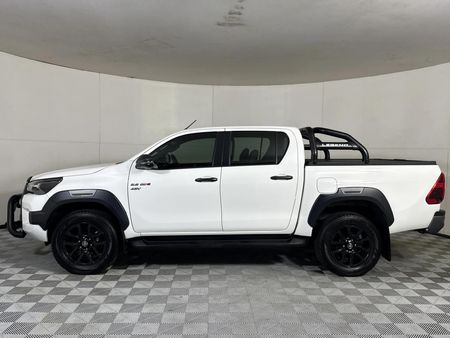 2025-Toyota-Hilux-28-GD-6-RB-Legend-Double-Cab-Auto-mhev_5
