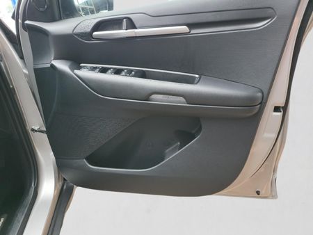 2026-Kia-Sonet-15-LS-Auto_13