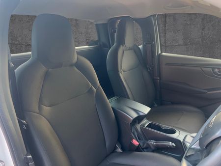 2026-Isuzu-D-Max-19-DDI-HR-L-Auto-E-Cab_15