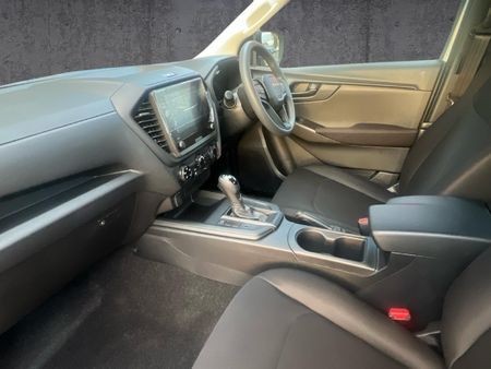 2026-Isuzu-D-Max-19-DDI-HR-L-Auto-E-Cab_18